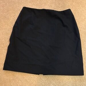 Eddie Bauer black wool size 6 pencil skirt